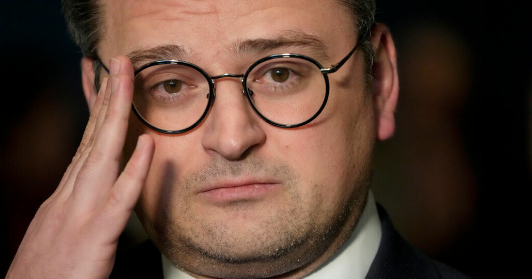 Ukrainas utrikesminister Dmytro Kuleba. Arkivbild. Ukraina utreder video med påstådd halshuggning