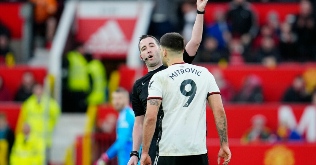 United vann kaosmatch. Tre röda kort när United vände kaosmatch