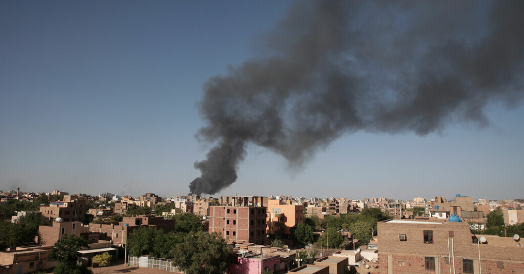 Upp till 270|000 människor kan komma att fly från Sudan till grannländerna Sydsudan och Tchad, uppger FN på tisdagen. Arkivbild. FN: Hundratusentals kan komma att fly Sudan