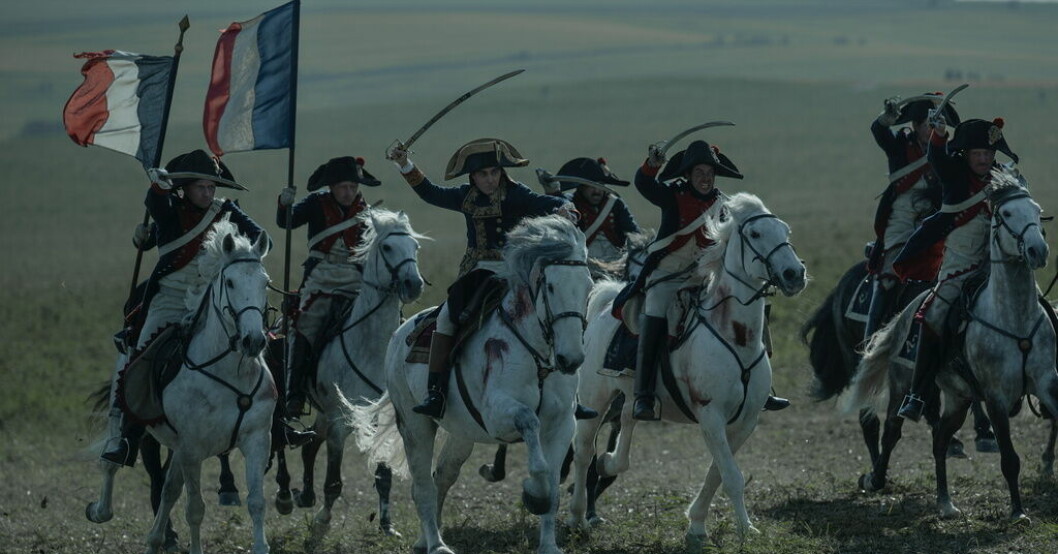 Ur filmen "Napoleon". Pressbild. Napoleon intar biograferna i höst