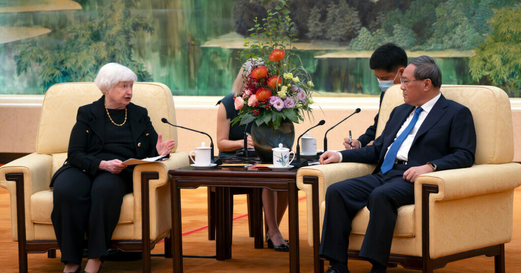 USA:s finansminister Janet Yellen är på besök i Kina. På fredagen träffade hon den kinesiske premiärministern Li Qiang. Yellen: USA söker sund konkurrens med Kina