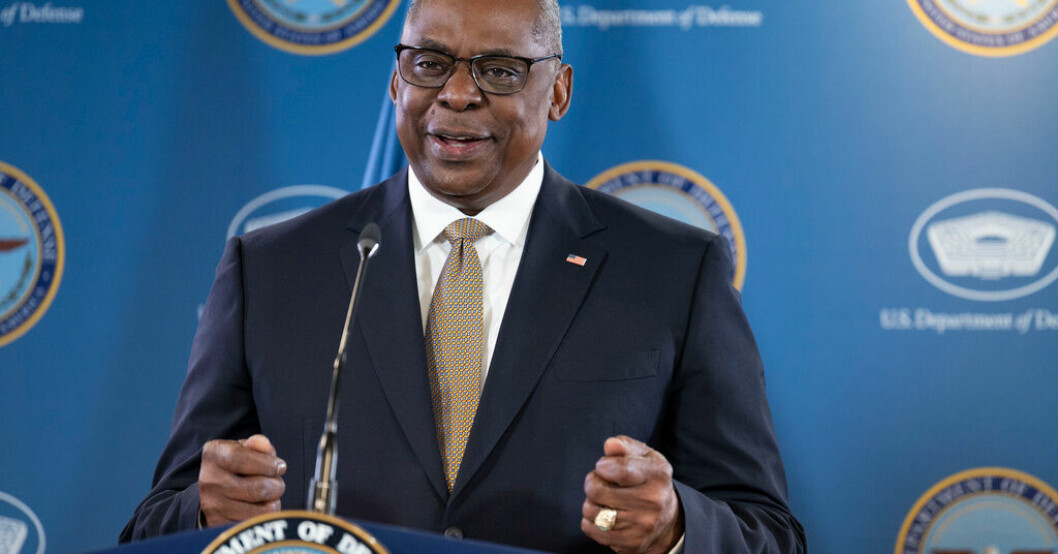 USA:s försvarsminister Lloyd Austin på torsdagen. Danmark och Nederländerna leder F16-utbildning