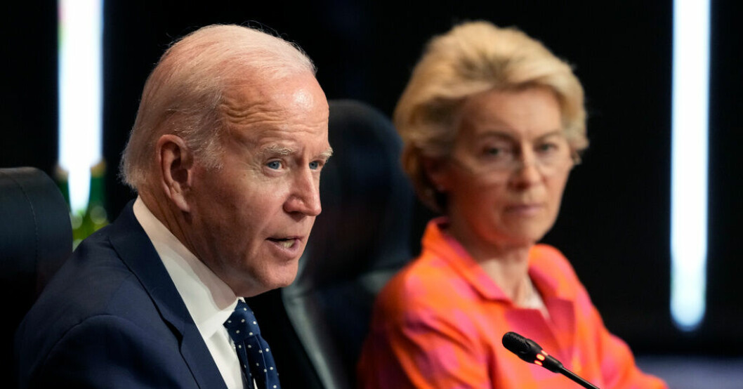 USA:s president Joe Biden och EU-kommissionens ordförande Ursula von der Leyen under G20-mötet i Indonesien i november förra året. Arkivbild. Ursula von der Leyen besöker Biden nästa vecka