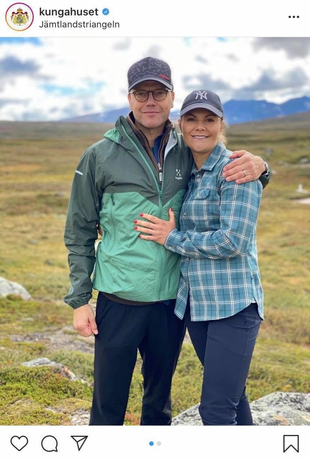FOTO: Instagram, Kungl. Hovstaterna Kronprinsessan Victoria och prins daniel på vandring