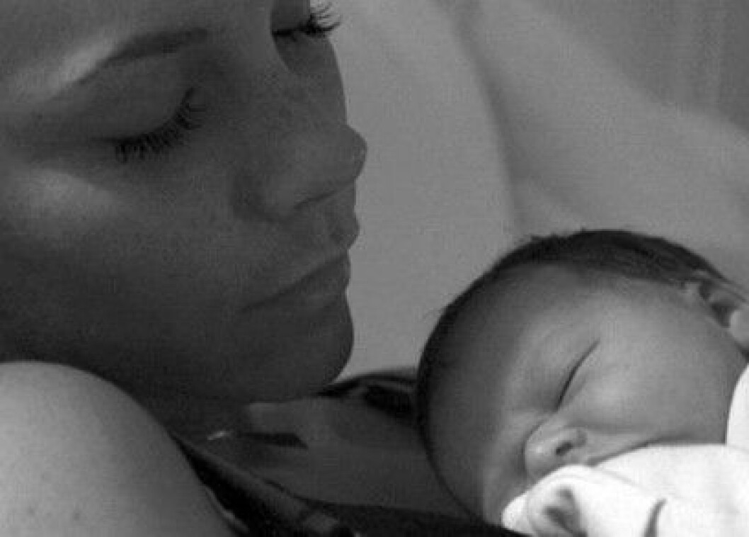 Via: <a href="https://www.facebook.com/Beckham" target="_blank">Facebook</a> victoria beckham sleeping