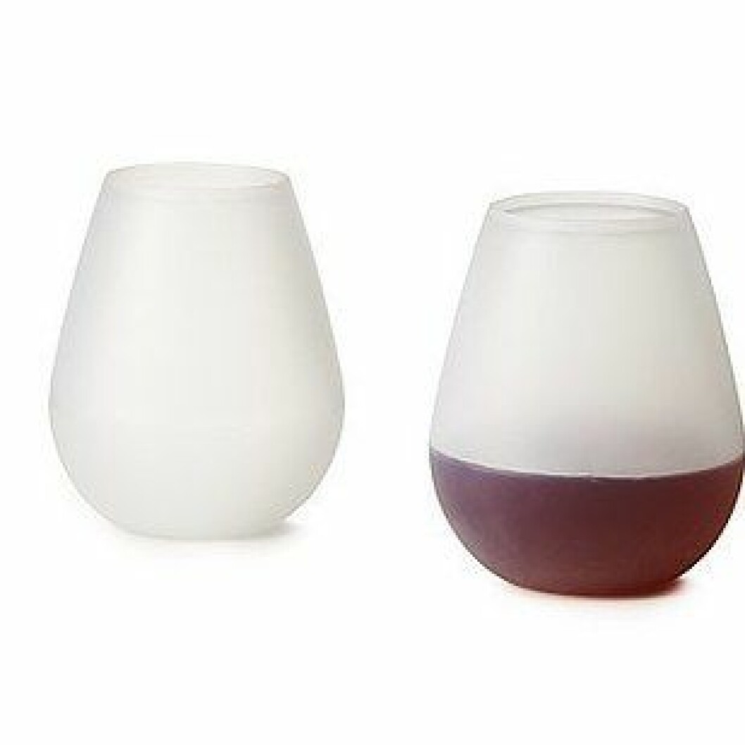 Via: <a href="https://www.amazon.com/WineMeUp-Silicone-Wine-Glasses-Unbreakable/dp/B00NDCAF84?ie=UTF8&linkCode=sl1&linkId=893d06cc35e87634af476f4973651132&ref_=as_li_ss_tl&tag=bfmaitland-20" target="_blank">Amazon</a> vinglas-silikon