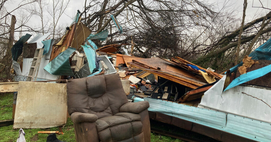 Virvelstormar orsakar omfattande skador. Arkivbild. Tornado slog till mot Florida