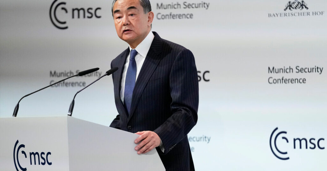 Wang Yi, tidigare utrikesminister i Kina, på plats i München. Kina: Vill se en fredlig lösning i Ukraina