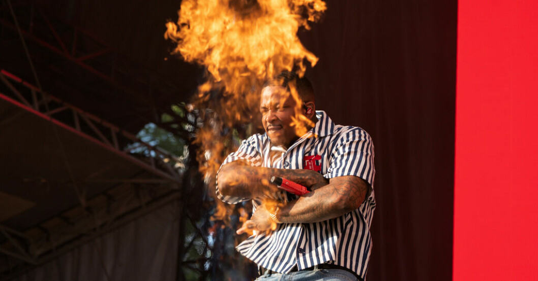YG uppträder i Chicago förra året. Arkivbild. YG och Timmy Trumpet till Lollapalooza