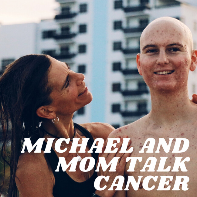 Michael och hans mamma Ashlee har gjort sig stora i sociala medier där de pratar om cancer. Mamma och son