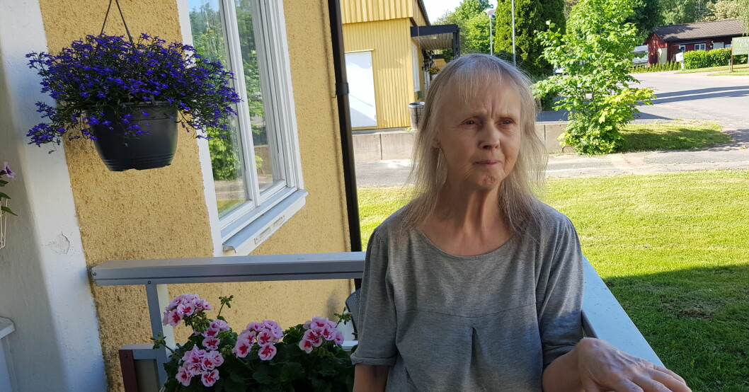 Yvonne Sjöstrand tvingas låna pengar av sin mamma för att klara vardagen. Yvonne Sjöstrand